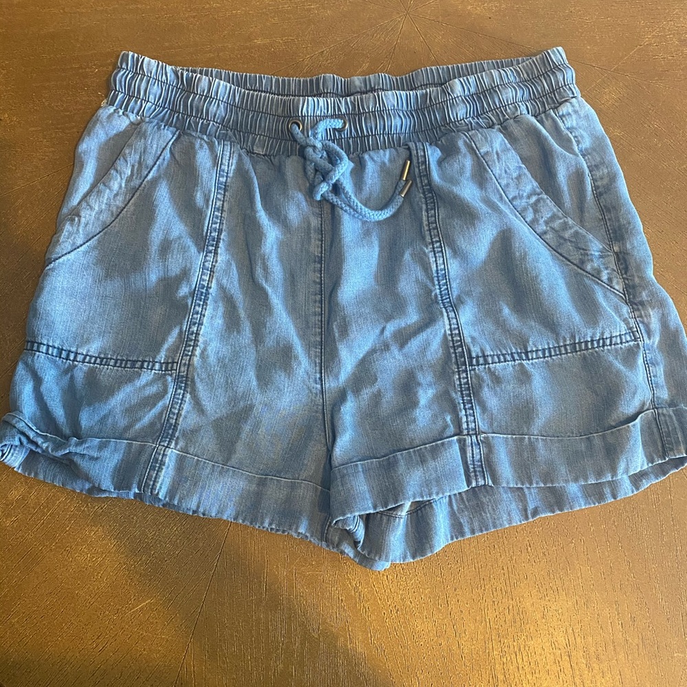 Universal Thread Jean drawstring shorts